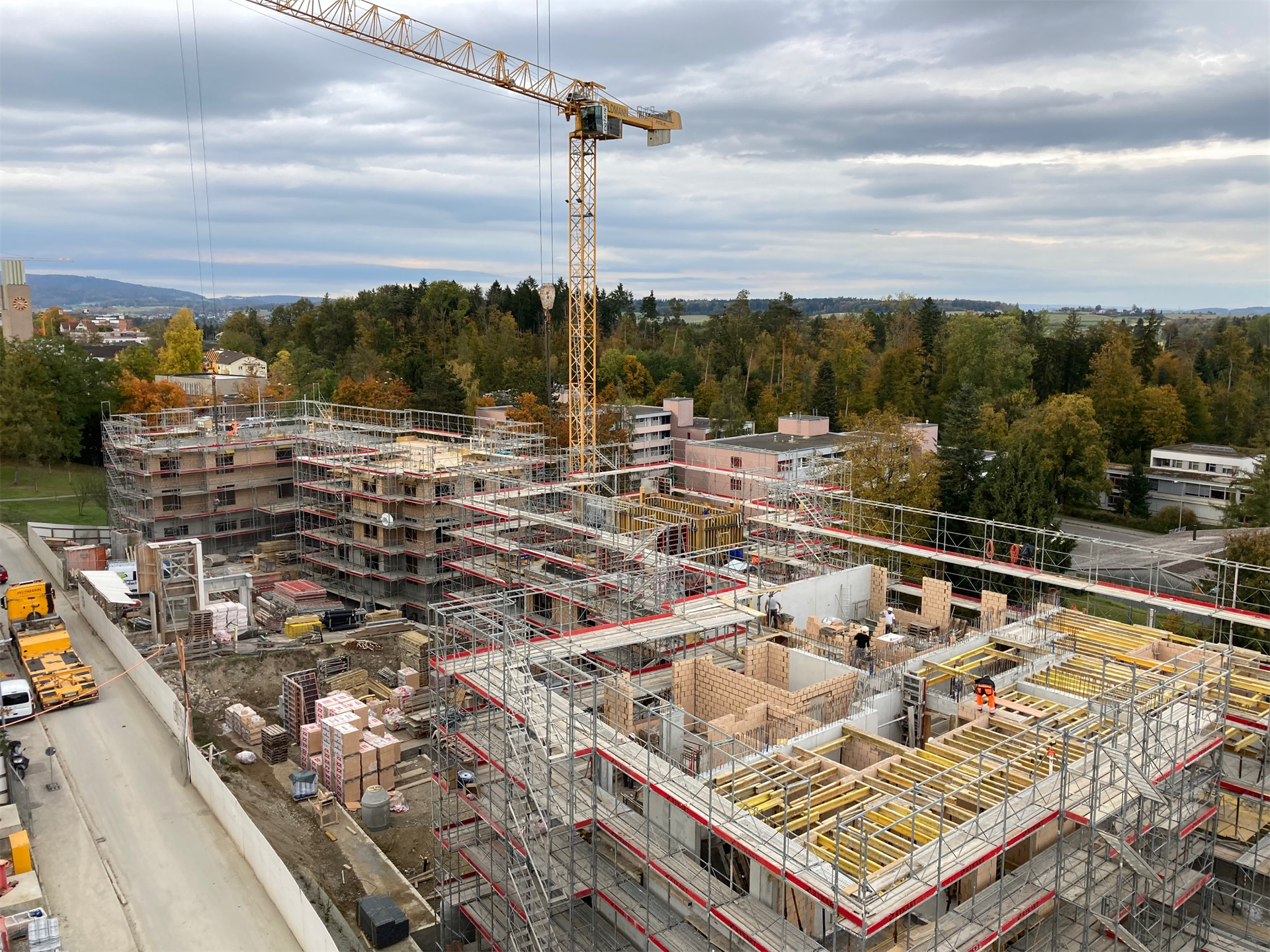 Neubau Wohn- und Geschäftshaus Obsthalde